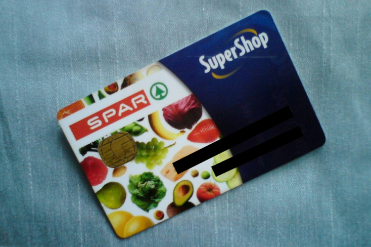 Más kártyájára töltötte a Supershop pontokat