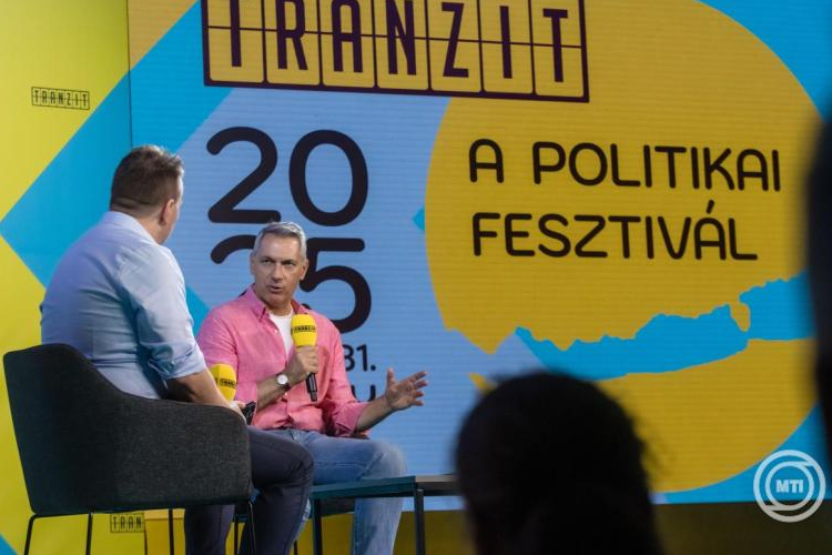 Lázár János: a nyarat megnyertük, a választást pedig meg fogjuk