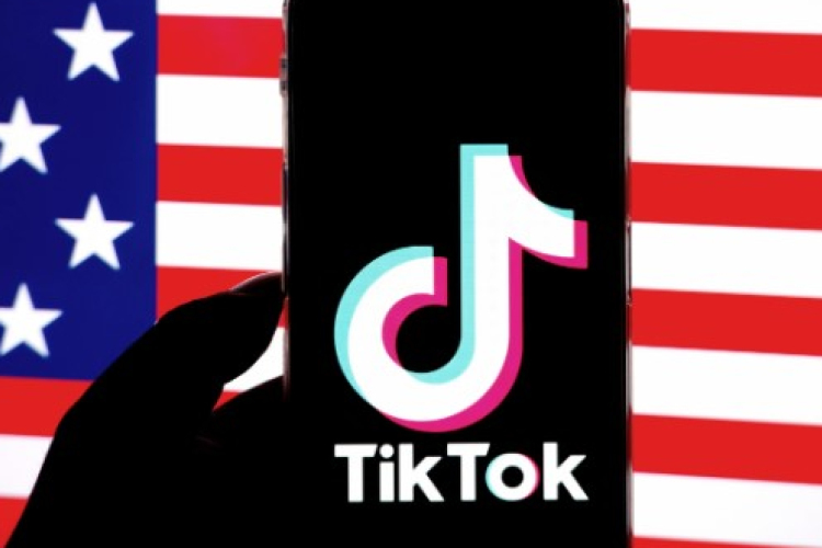 Az amerikai képviselőház nagy többséggel elfogadta a TikTok betiltását lehetővé tevő törvényt