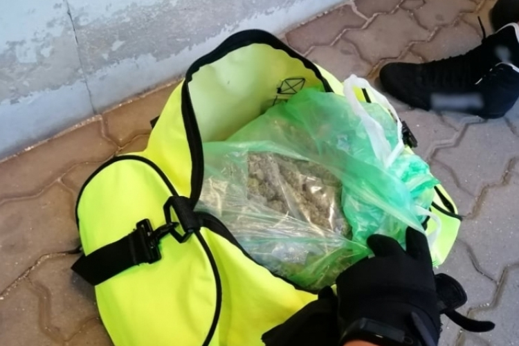 Lebuktatták a rendőrök mamát és csapatát