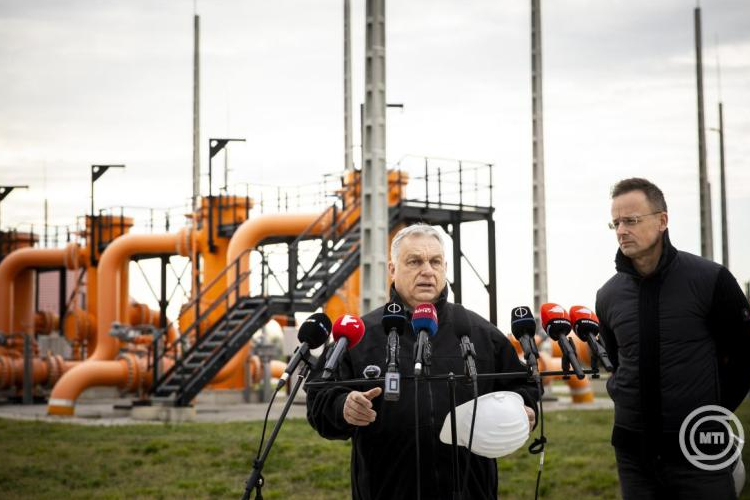 Orbán Viktor Kiskundorozsmán ellenőrizte a Török Áramlat megerősített katonai védelmét