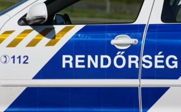 Belekötöttek, majd jól megverték