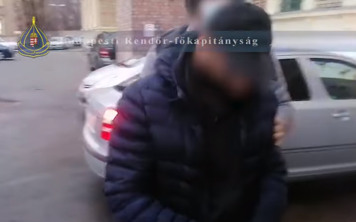 Közel négymillió forint értékben loptak dohánytermékeket